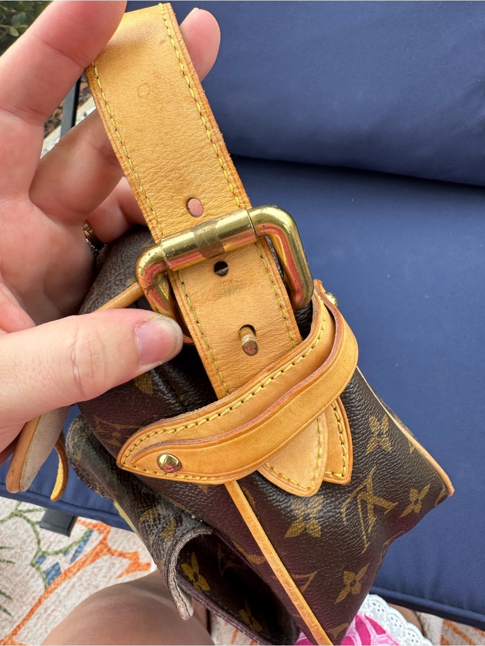 Louis Vuitton Monogram Canvas Messenger Bag with Vachetta Trim - Picture 9 of 10